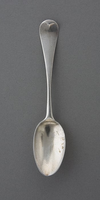 Tea Spoon Slider Image 1